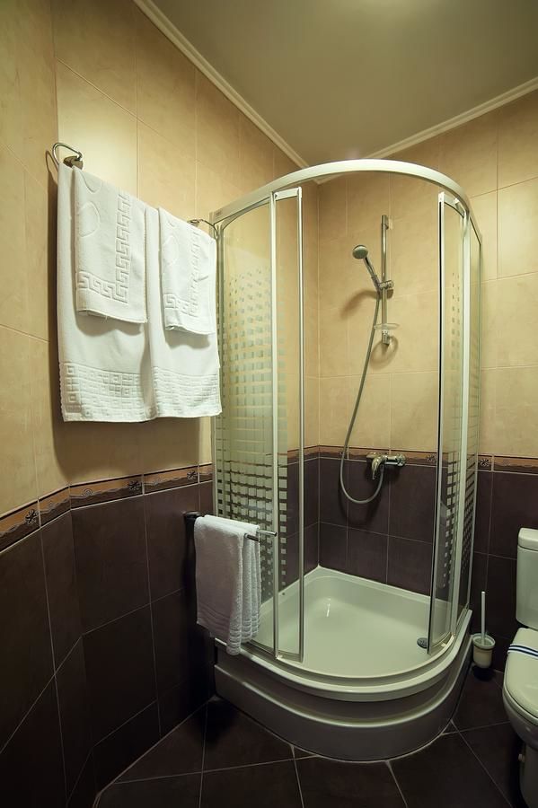 Отель Hotel Praha Ужгород-8